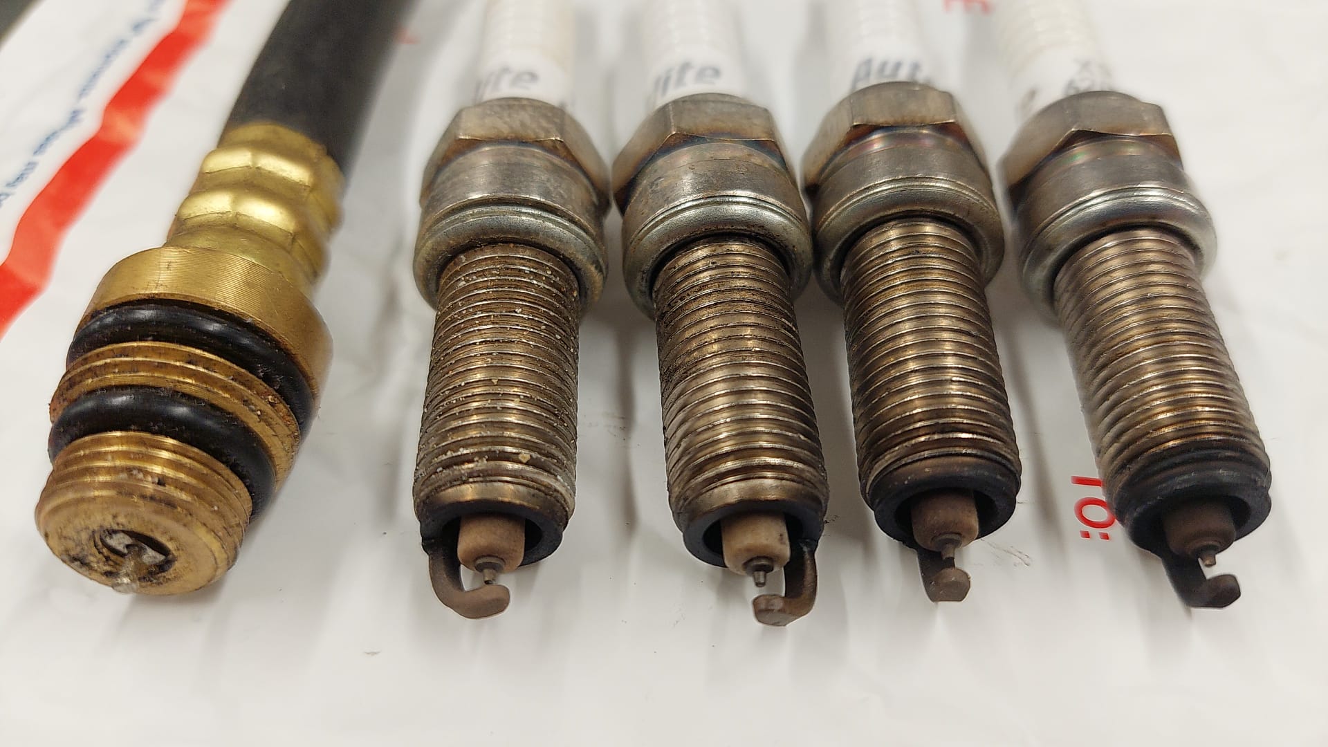 wrong-compression-checker-spark-plugs.jpg